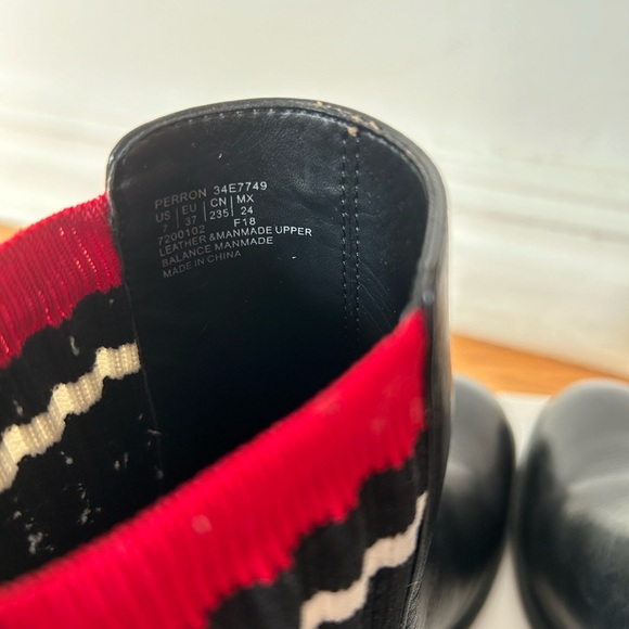 Calvin Klein black and rouge boots - Picture 4 of 7